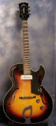 Guild T-100 1963 sunburst.jpg